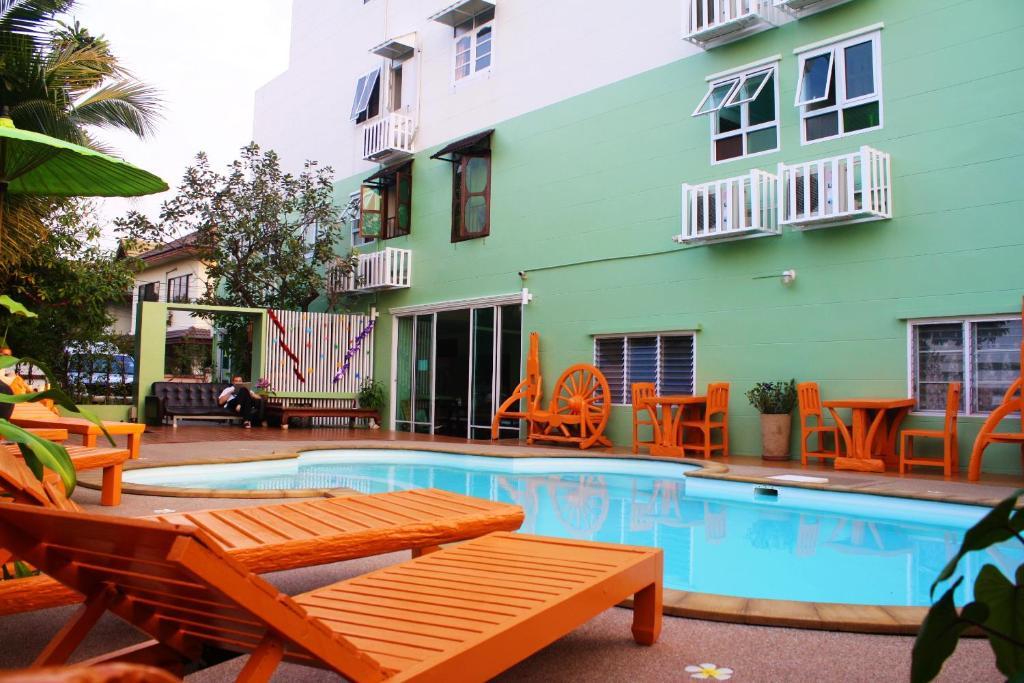 Hotel Chiangmai Bupatara Chiang Mai Exterior foto